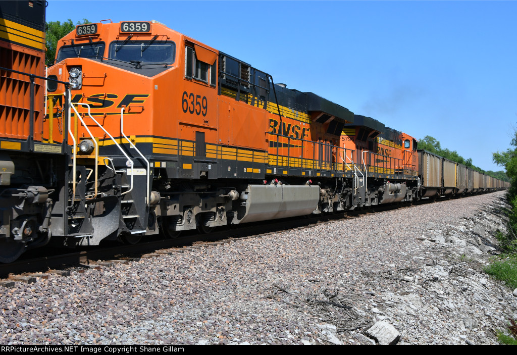 BNSF 6359 Roster shot.